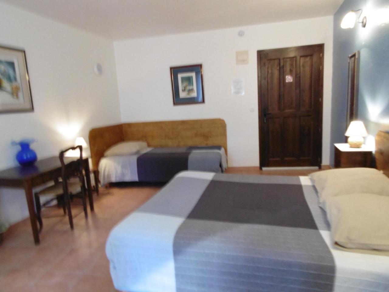 Bed and Breakfast La Ferme De Valauris Sisteron Zewnętrze zdjęcie